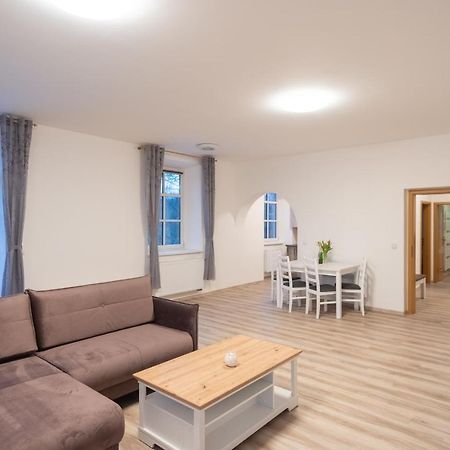 Hotel Zamecek Raspenava Eksteriør billede