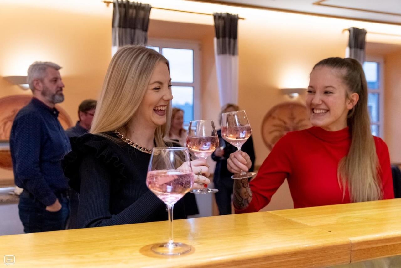 Hotel Zamecek Raspenava Eksteriør billede