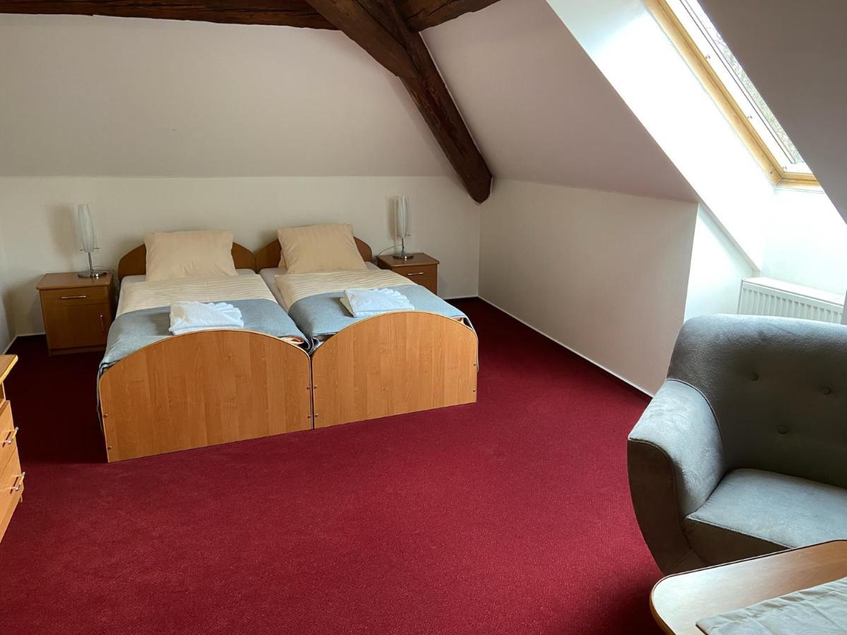 Hotel Zamecek Raspenava Eksteriør billede