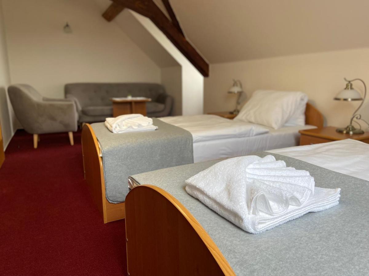Hotel Zamecek Raspenava Eksteriør billede