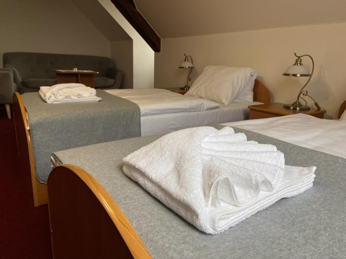 Hotel Zamecek Raspenava Eksteriør billede